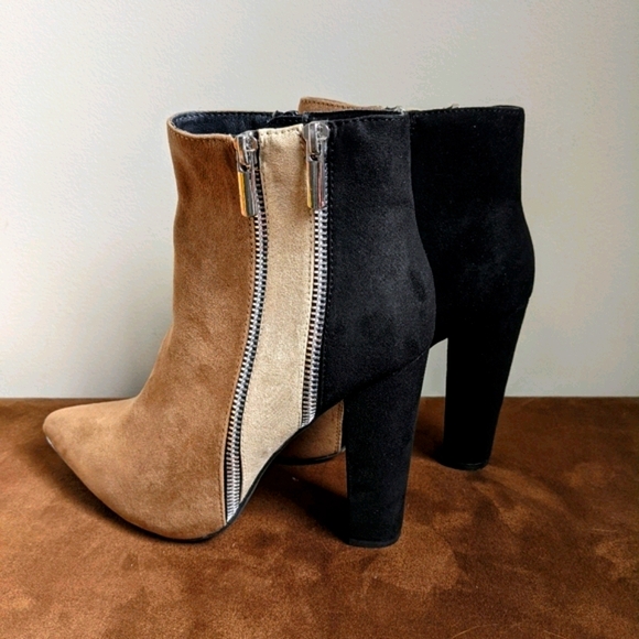 Shoe Dazzle Shoes - NWOT Block-color heeled, zipper booties